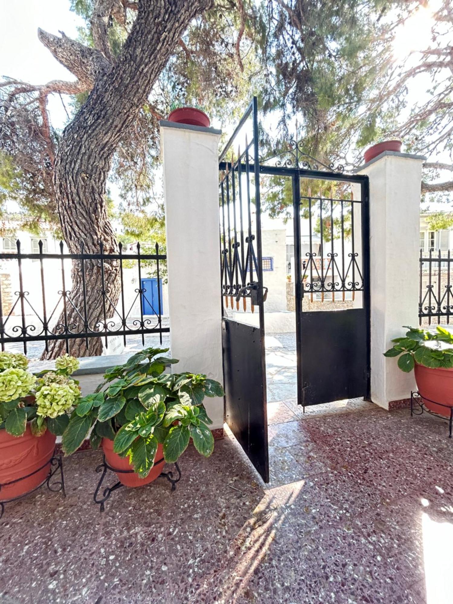 Piteoussa Plus Hydra Exterior foto